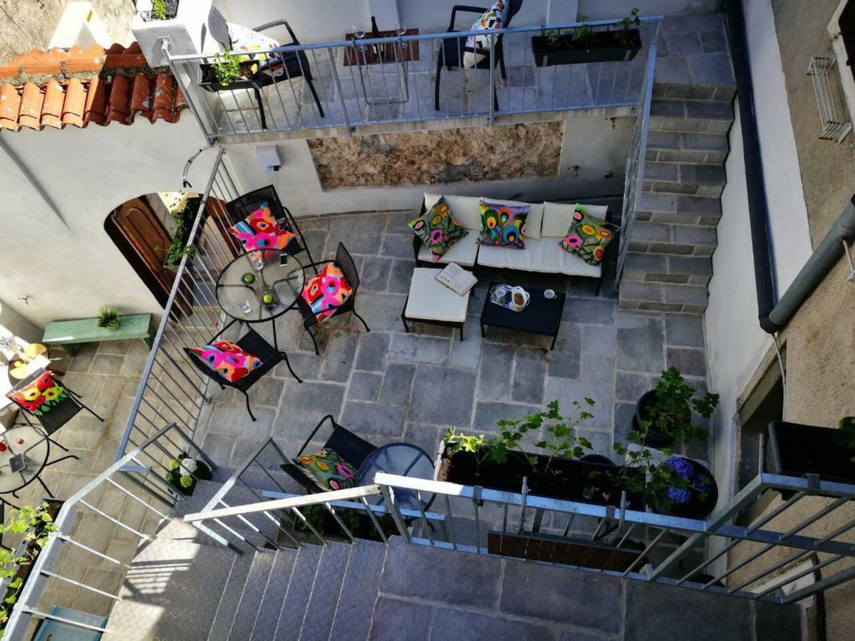 Cres Art Studio Lime Apartment Экстерьер фото